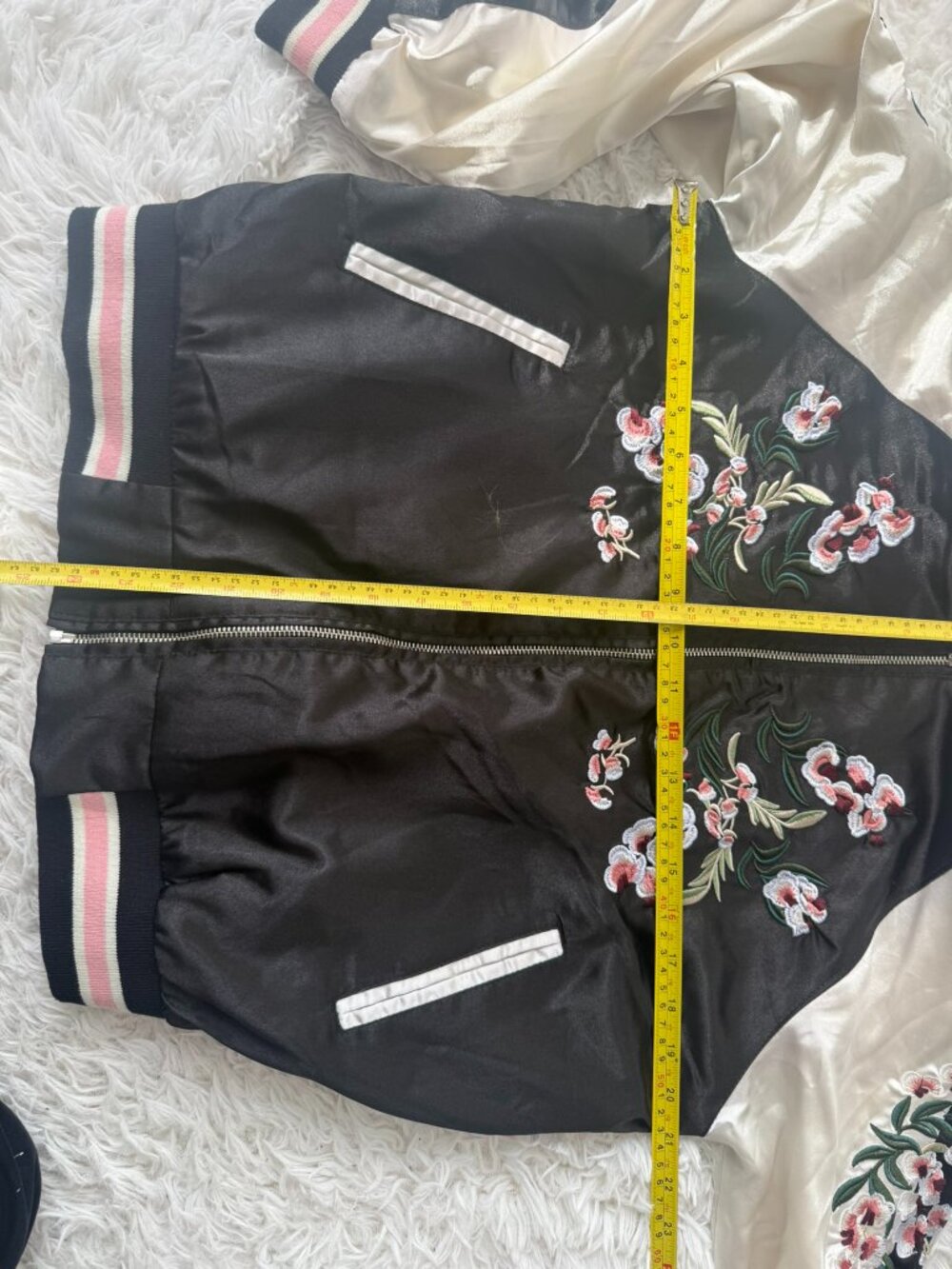 Embroidered bomber jacket - Picture 3 of 6